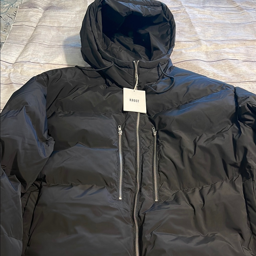 New Krost Men’s Black Quilted Puffer Jacket With Integrated Hood